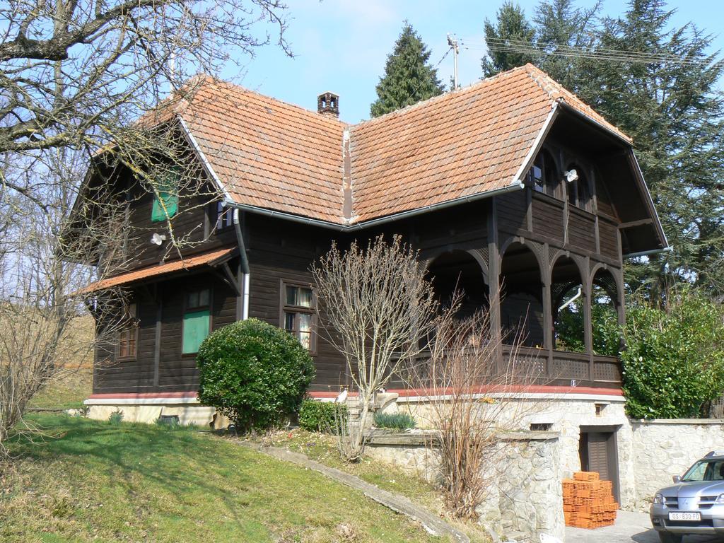 Country House Stoljetna Vila Seona Luaran gambar